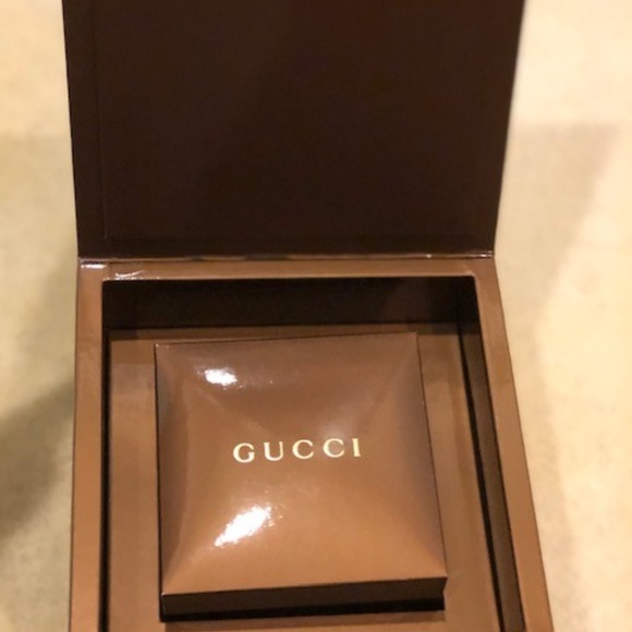 GUCCI TORNABUONI LADIES WATCH – Brand New! - Picture 3 of 8